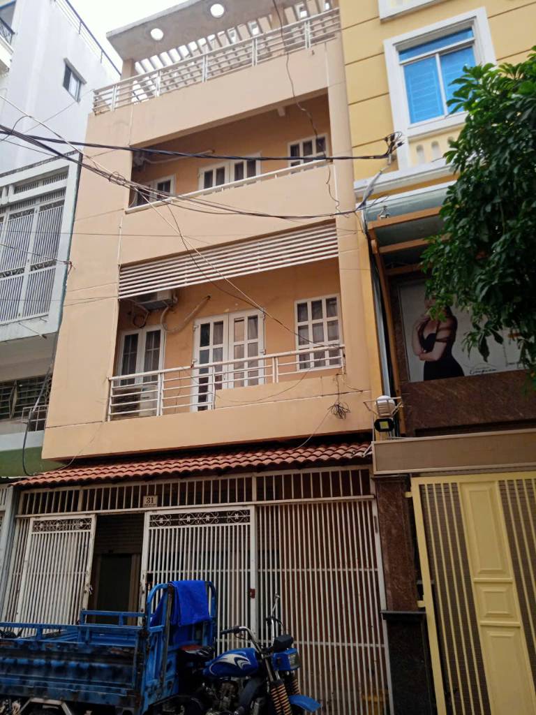 Mặt tiền đường số 2 Cư Xá Đô Thành (4 tầng; 5,2mx10,5m). Giá 18 tỷ